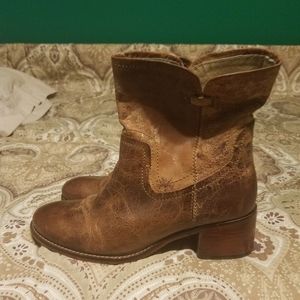Diba West Haven Distressed Bootie